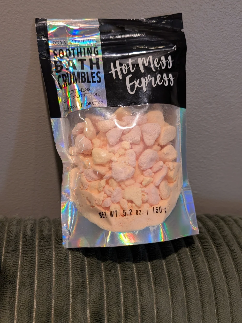 Hot Mess Express Soothing Bath Crumbles - Peach Pink